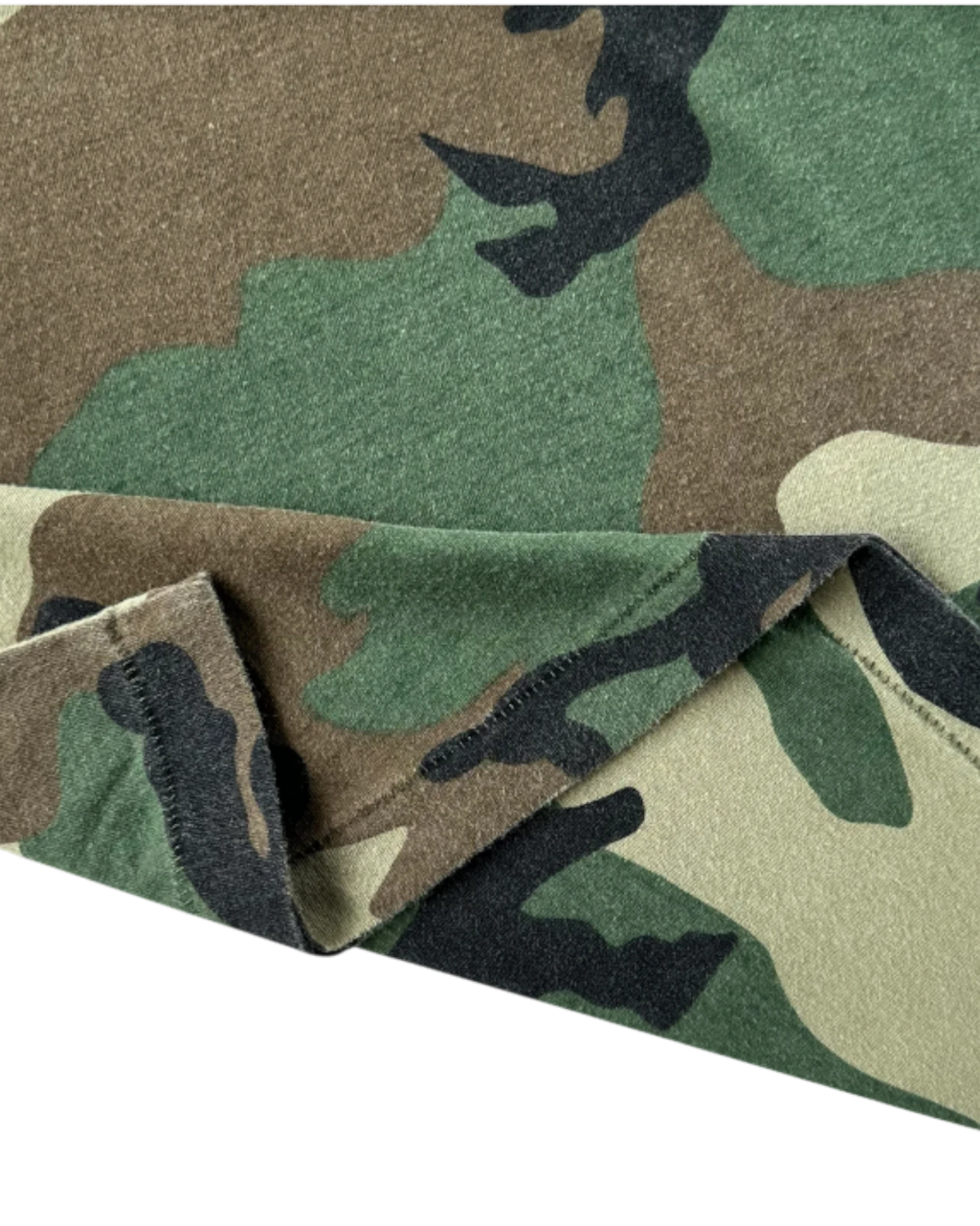 Vicious camo cropped longsleeve in 100% cotton with a vintage washed green and brown camouflage pattern