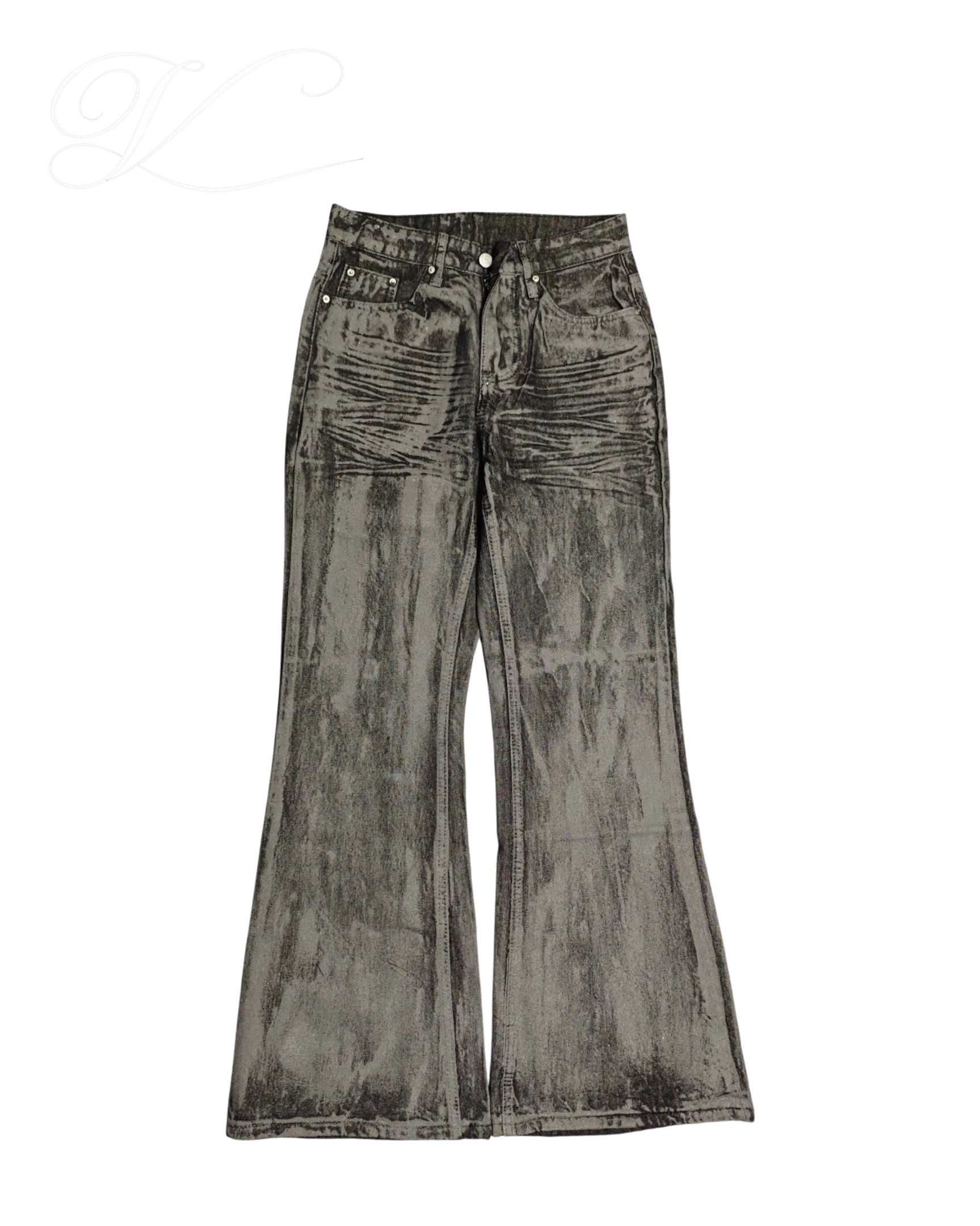 Vicious Onyx Wax Bootcut Hose in Schwarz mit gewachster Optik, ausgestelltem Bein und mittlerer Bundhöhe.