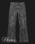 Vicious Onyx Wax Bootcut Jeans in verwaschenem Schwarz mit markanter Textur und ausgestelltem Beinverlauf.